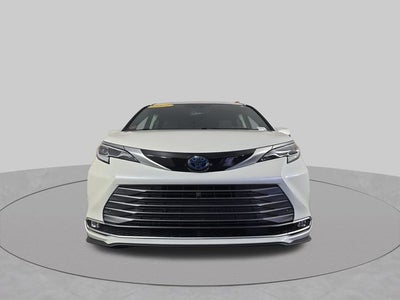 2021 Toyota Sienna Platinum 7 Passenger