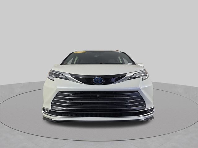 2021 Toyota Sienna Platinum 7 Passenger
