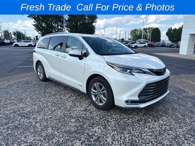 2021 Toyota Sienna Platinum 7 Passenger