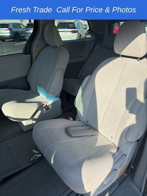 2011 Toyota Sienna Base