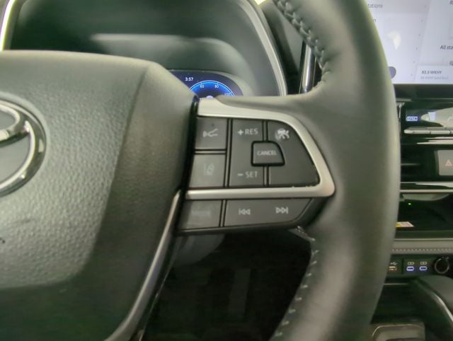 2023 Toyota Highlander Hybrid Limited