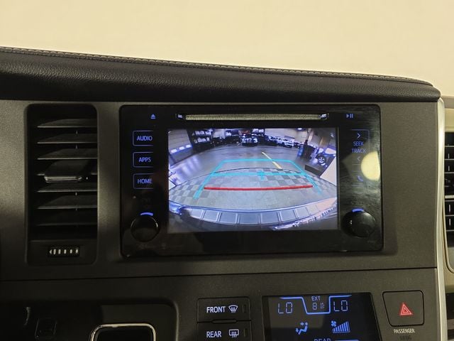 2015 Toyota Sienna XLE 8 Passenger