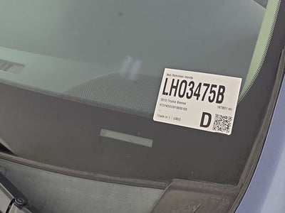 2015 Toyota Sienna XLE 8 Passenger
