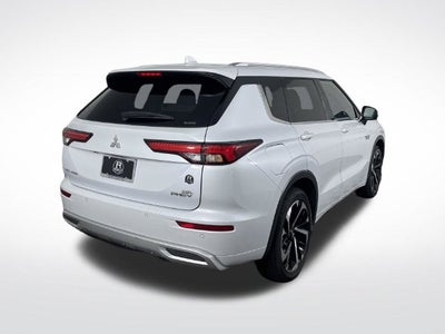2025 Mitsubishi Outlander PHEV SEL