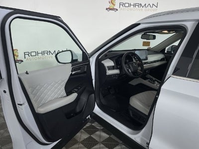 2025 Mitsubishi Outlander PHEV SEL