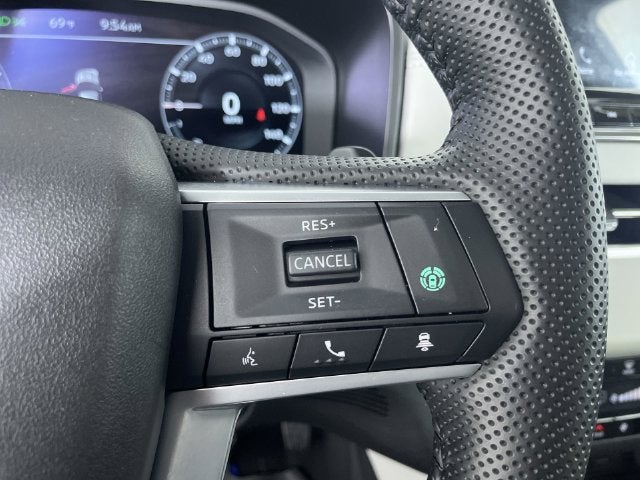 2025 Mitsubishi Outlander PHEV SEL