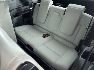 2025 Mitsubishi Outlander PHEV SEL