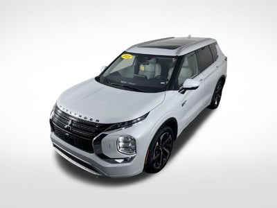 2025 Mitsubishi Outlander PHEV SEL