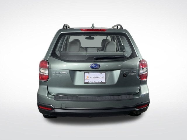 2016 Subaru Forester 2.5i