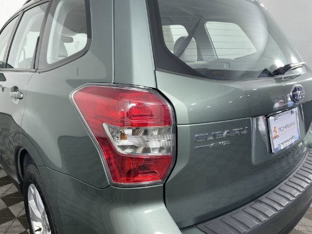 2016 Subaru Forester 2.5i