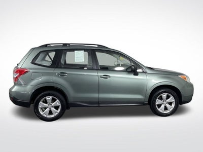 2016 Subaru Forester 2.5i