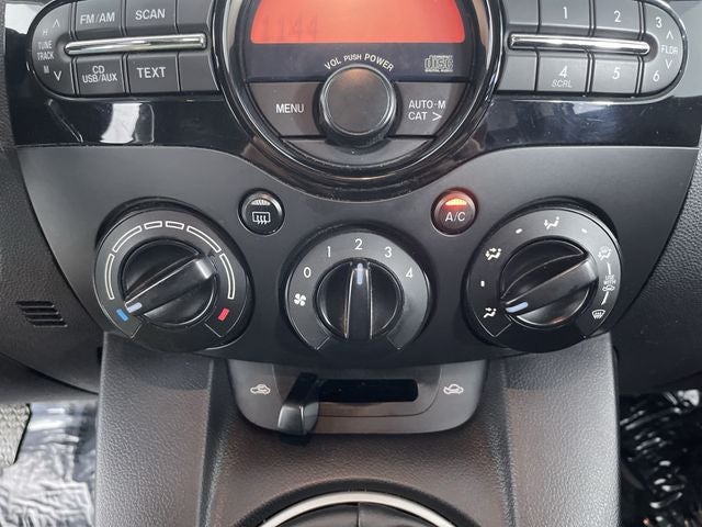 2013 Mazda Mazda2 Sport