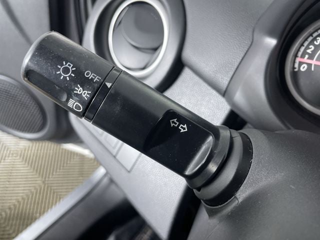 2013 Mazda Mazda2 Sport