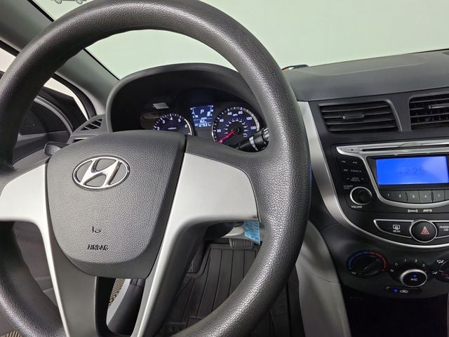 2012 Hyundai Accent GLS