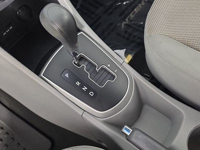 2012 Hyundai Accent GLS