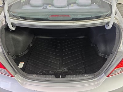 2012 Hyundai Accent GLS