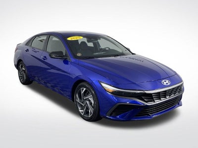 2025 Hyundai Elantra Hybrid SEL Sport