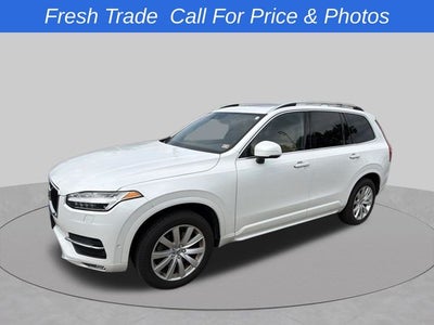 2018 Volvo XC90 T6 Momentum